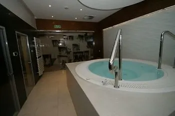 Апартаменты Irs Royal - Kwartal Kamienic Гданьск